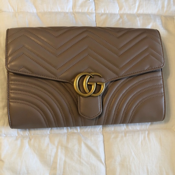 gucci clutch marmont